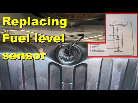 Видео: Замена датчика уровня топлива на Mercedes Benz W124