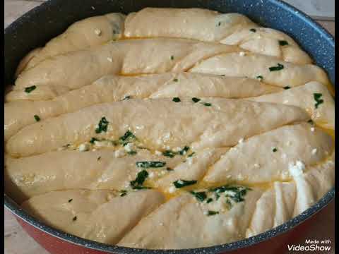 Видео: Тутманик невероятен вкус на масло и сирене