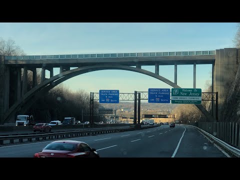 Видео: Дальнобой США/ Нью-Йорк / Бронкс / Заблудился в New York / Truckistusa.com
