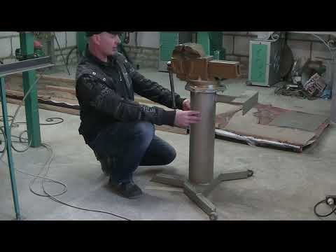 Видео: Тиски, которые всегда под рукой. Проще и удобнее некуда. Оборудование мастерской.