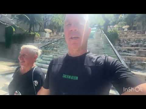 Видео: Бали это: вкусно, весело, дорого! Получили ДТВ визу!