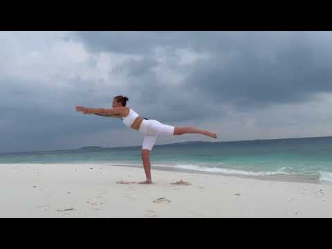 Видео: ГИМНАСТИКА НА 10 МИНУТ НА ВСЁ ТЕЛО ☺️