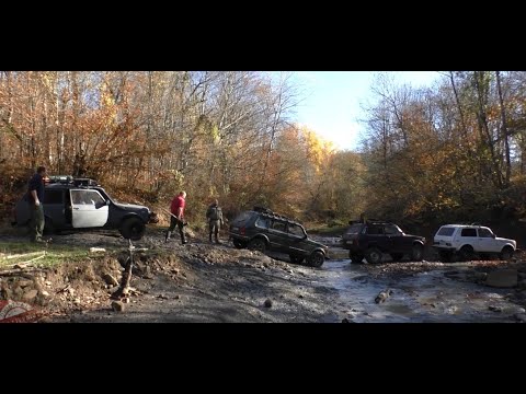 Видео: Нивы 2121, 21214 3д, 2131 5д, 21218 (фора)."Покатушка с дядей Валентином" ИЛИ "Нужна ли лебёдка???"