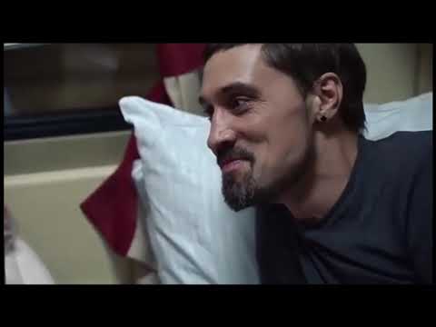 Видео: Дима Билан выступал в Питере со сломанной ногой 😳