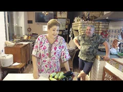 Видео: 😂ПОЛКОВНИК - ИТАЛЬЯНЕЦ😋МАМИН ЛЮБИМЫЙ САЛАТ ИЗ БАКЛАЖАН И КАБАЧКОВ🍞 ПЕЧЁМ ХЛЕБ!