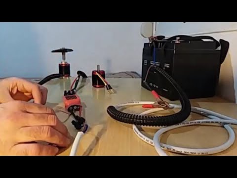 Видео: Самодельный лодочный электромотор для каяка и лодки ПВХ — установка, подключение, тест на воде ⚡