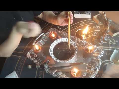 Видео: РИТУАЛ ЧИСТКА. ОБРАТКА С ЗЕРКАЛЬНОЙ ЗАЩИТОЙ.
