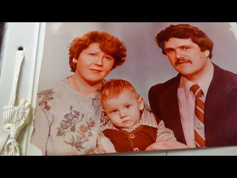 Видео: РАССКАЗЫВАЕМ ВСЮ ПРАВДУ❗❗❗ МАМА и ПАПА на ФОТОГРАФИЯХ❗❗❗ БЫЛИ ЛИ ОНИ СЧАСТЛИВЫ ВМЕСТЕ???