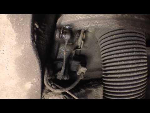 Видео: Мерседес w220 датчик положения кузова передний левый.