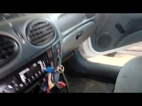 Видео: Замена радиатора печки Рено Меган 1.