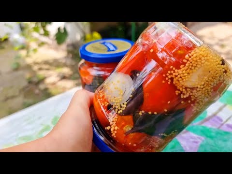 Видео: НЕВЕРОЯТНО ВКУСНО! Просят рецепт! ПОМИДОРЫ на зиму с мёдом и базиликом!