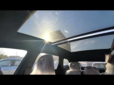 Видео: Geely atlas последний выпуск 25 год на максимальной комплектации с панорамой , проекцией 2.350 млн 