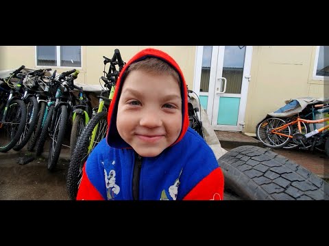 Видео: Максим вернулся из общаги