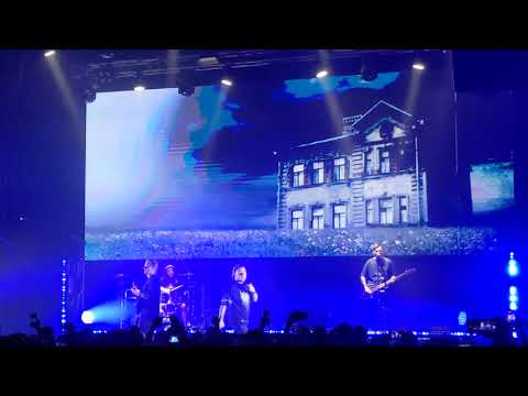 Видео: Amatory - Обернуться назад (24.10.2021).Live Гигант-Холл