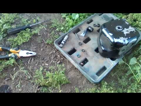 Видео: мотоблок Зубр 12к.с« ремонт декомпрессора»