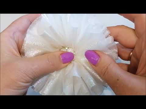 Видео: Большой, пышный бант из металлизированного фатина МК /Large, lush bow made of metallic tulle