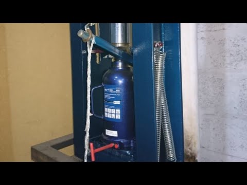 Видео: Изготовление пресса для замятия окончаний на профильной трубе.