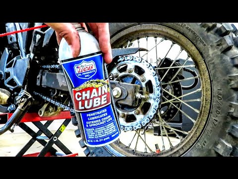 Видео: Не думайте слишком долго — простое обслуживание цепи для туристического велосипеда | Gen3 KLR 650...
