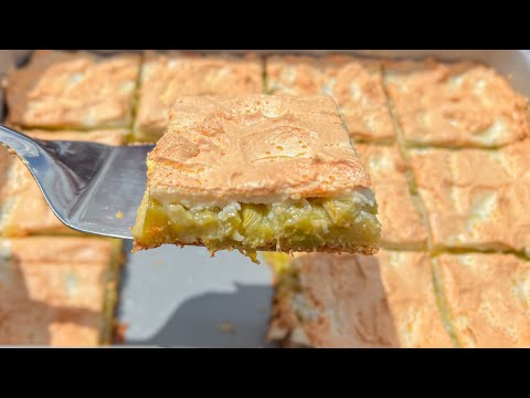 Видео: Песочный Пирог с Ревенем и Безе!