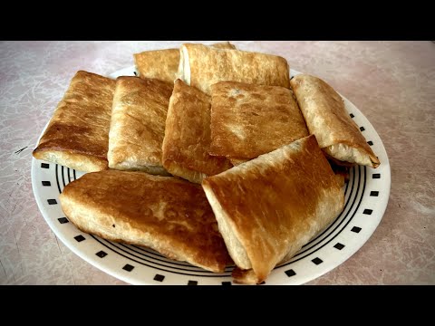 Видео: Бързи Банички на тиган / Вкусняшка из лаваша за пару минут/ Tasty lavash pies in a couple of minutes