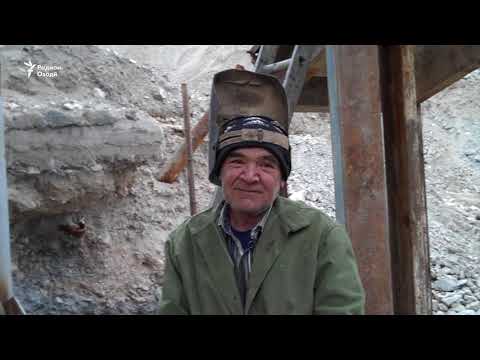 Видео: "Апрелевка" мегӯяд, ки маоши коргаронро пардохт кардааст