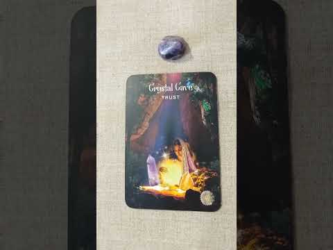 Видео: Активиране на третото око и подсилване на интуицията 🧲🍀🌌💗♾️ #интуиция #доверие #бъдеще #ясновидство