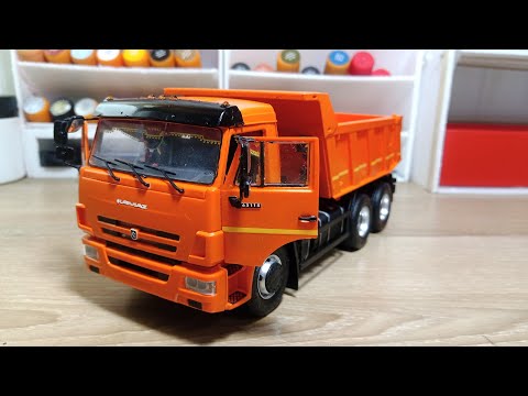 Видео: KAMAZ-65115 от  ZVEZDA в масштабе 1/35 (двери открываются).