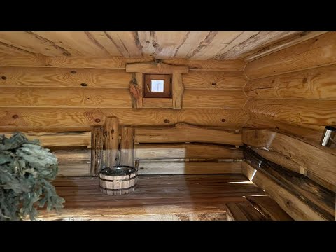 Видео: КРАСИВАЯ банька! Отделка бани из бревна по черному - сруб бани и отделка как в СТАРИНУ.