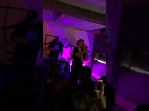 Видео: May Wave$ - Агари (live) Омск "Bukowski" 18.11.18