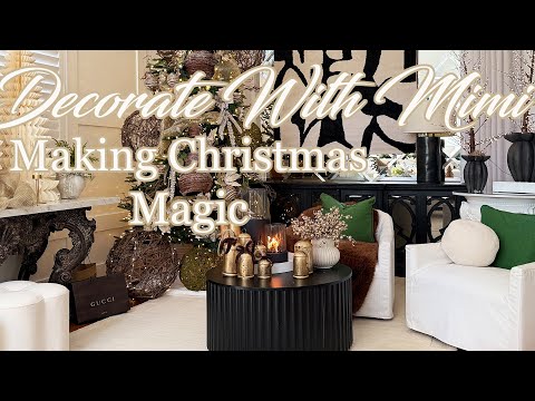 Видео: Посмотрите, как оживает эта 12-футовая рождественская елка!