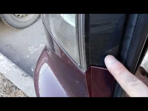 Видео: И снова вода в багажнике Mazda 3. Мажем герметиком