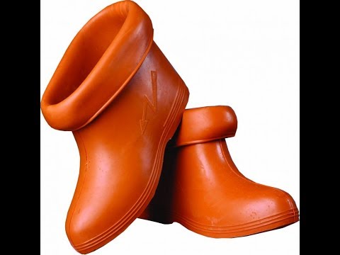 Видео: Диэлектрические боты, их применение и периодические испытания