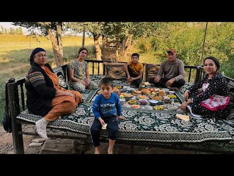 Видео: УЗБЕКИСТАН! Сколько ПЛАТЯТ женщинам? Работа в поле В ЖАРУ! Граница с АФГАНИСТАНОМ! Плов, Манты