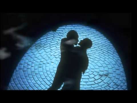 Видео: Валентина Василенко - Албанское танго