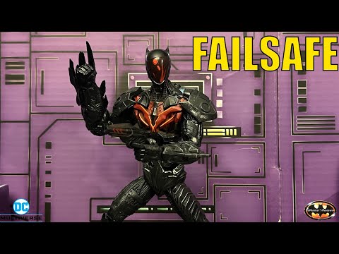 Видео: Обзор и сравнение фигурки Бэтмена из серии DC Multiverse McFarlane Failsafe