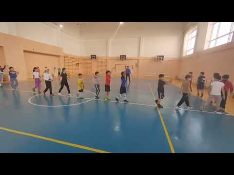 Видео: Ашық сабақ : Гимнастика.  Тепе-теңдік сақтау /1/