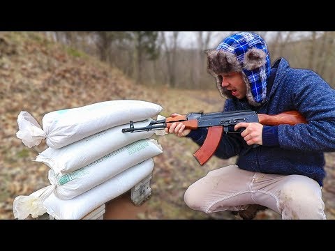 Видео: Могут ли мешки с песком действительно остановить пули? Давайте узнаем!