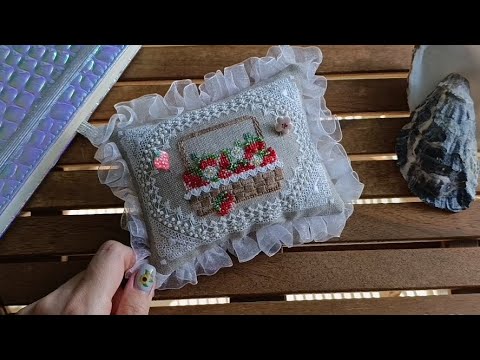 Видео: Вышивка крестиком. Итоги АВГУСТА.  Финиши, продвижения, старты, покупки. Планы на сентябрь