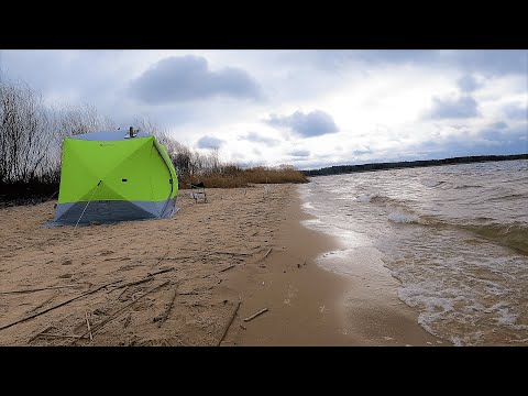 Видео: ДВУШКИ, ТРЁШКИ, ШЕСТЁРКА НА ДОНКУ В УРАГАН! ЩУКА АКТИВНА НОЧЬЮ!