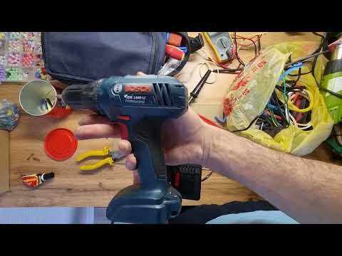 Видео: Замена батарей на шуруповерте Bosch GSR-1440-LI. (элементы питания типа 18650, 3.7В)