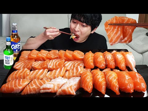 Видео: Сырой лосось и суши с лососем!!🐟 MUKBANG REALSOUND ASMR EATINGSHOW