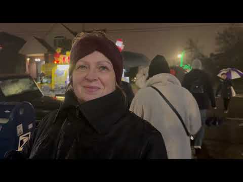 Видео: #1049 США, Dyker Heights - Бруклин! Рождество! Красота!