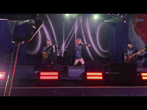 Видео: Юлия Савичева - Город | 50 тие октября | Москва 2030 | 30.08.2025