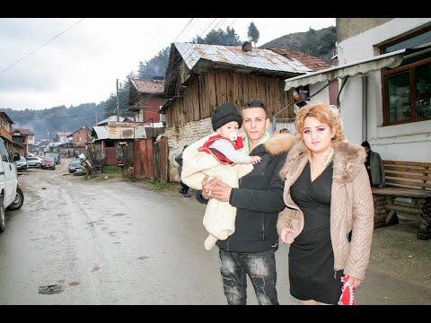 Видео: Бабин Ден на Георги гр.Белица 21,01,2023 Sttudio Nasko 0884271260