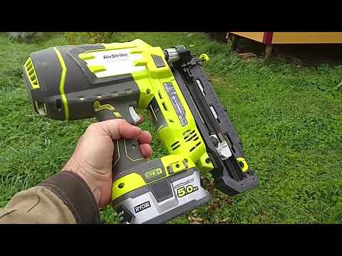 Видео: Обзор аккумуляторного нейлера (гвоздезабивателя) Ryobi R18N16G