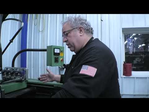 Видео: Оттачивание цилиндров, визит Кена в мастерскую №4, Chevrolet Gasser 1949 года