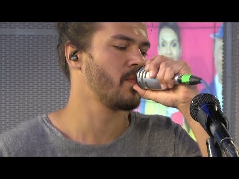 Видео: Jukebox Trio - Ты Не Верь Слезам (Шура) LIVE @ Авторадио