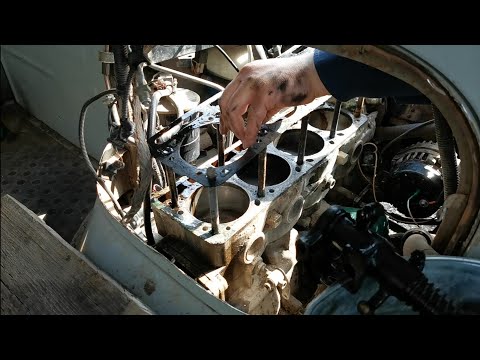 Видео: Уаз буханка МВД. Вскрываем двигатель, ищем причину отказа 4 цилиндра