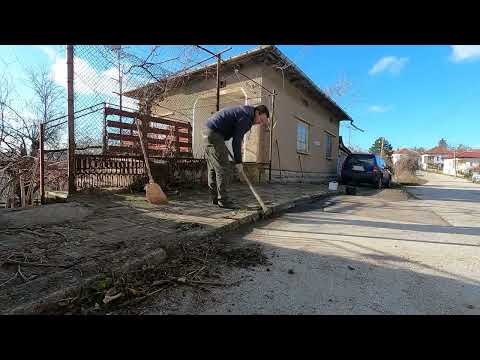 Видео: В банята влизаше вода от пътя . Как я спрях и дали ще издържи.