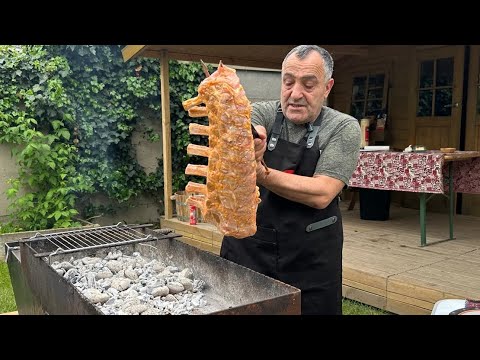 Видео: Как вкусно и сочно приготовить шашлык из телятины на мангале?